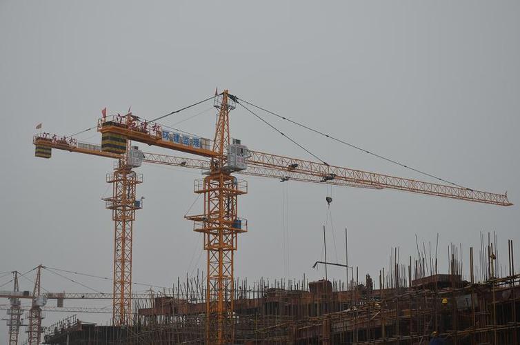 產(chǎn)品展示--塔吊租賃|塔機租賃|施工升降機租賃-濟南匯友信達官方網(wǎng)站